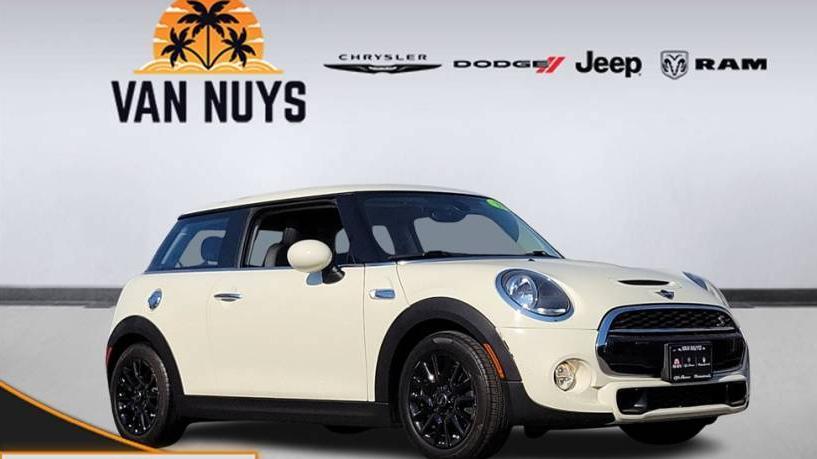 MINI HARDTOP 2019 WMWXP7C59K2A49358 image