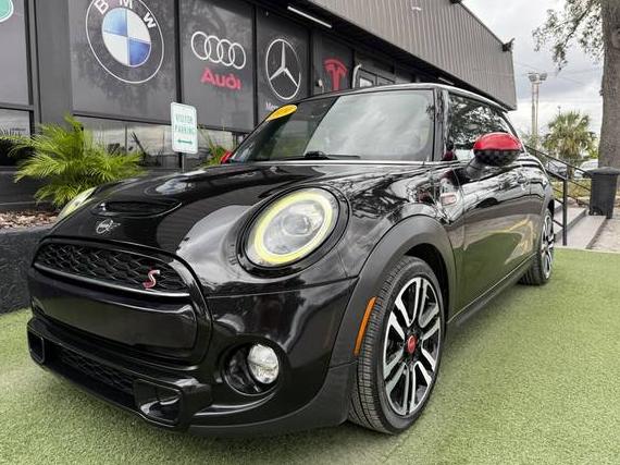 MINI HARDTOP 2019 WMWXP7C52K2A53686 image