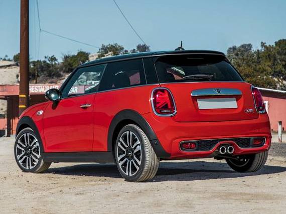 MINI HARDTOP 2019 WMWXP5C5XK2D72371 image