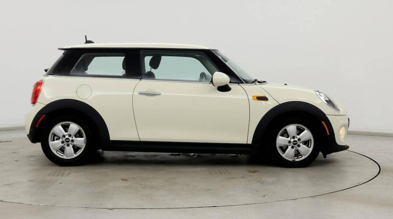 MINI HARDTOP 2019 WMWXP5C58K2H30888 image