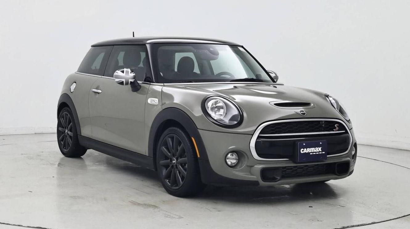 MINI HARDTOP 2019 WMWXP7C57K2A51867 image