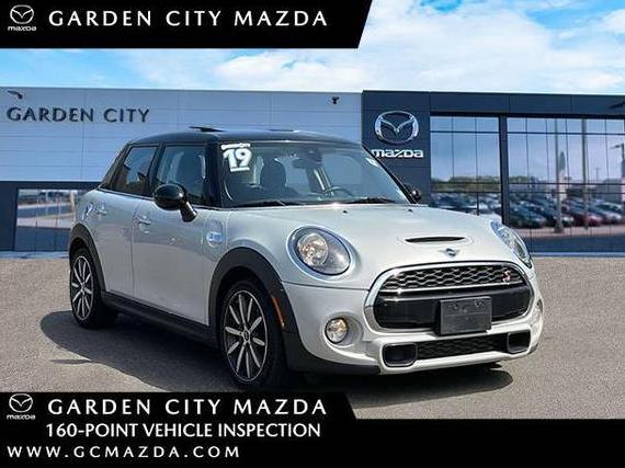MINI HARDTOP 2019 WMWXU3C52K2H55184 image
