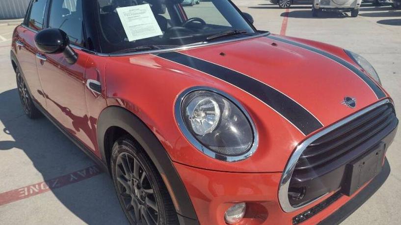 MINI HARDTOP 2019 WMWXU1C59K2J02434 image