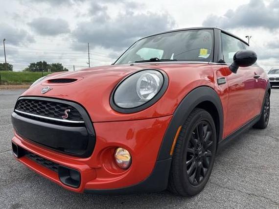 MINI HARDTOP 2019 WMWXP7C54K2A53057 image