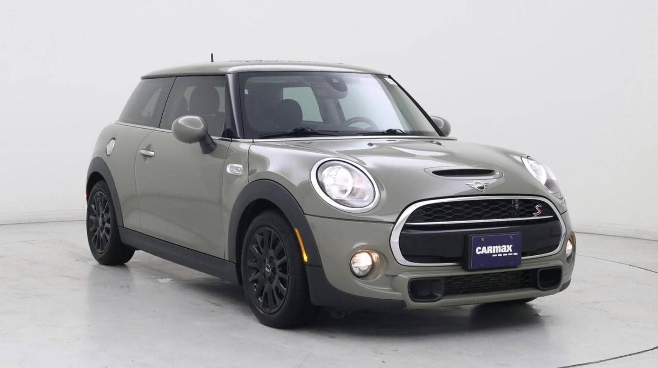 MINI HARDTOP 2019 WMWXP7C55K2A49373 image