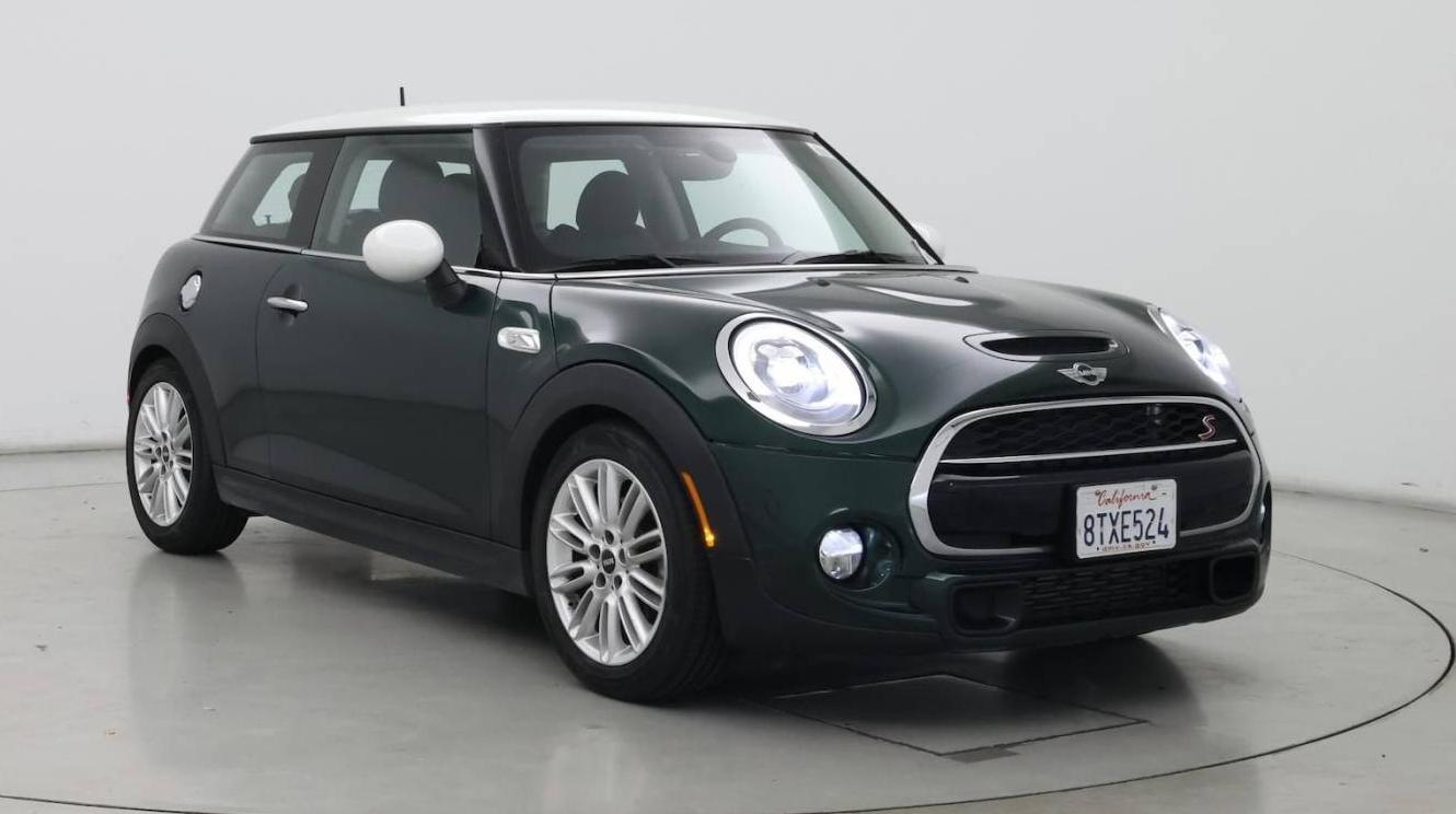 MINI HARDTOP 2018 WMWXP7C55J2A47752 image