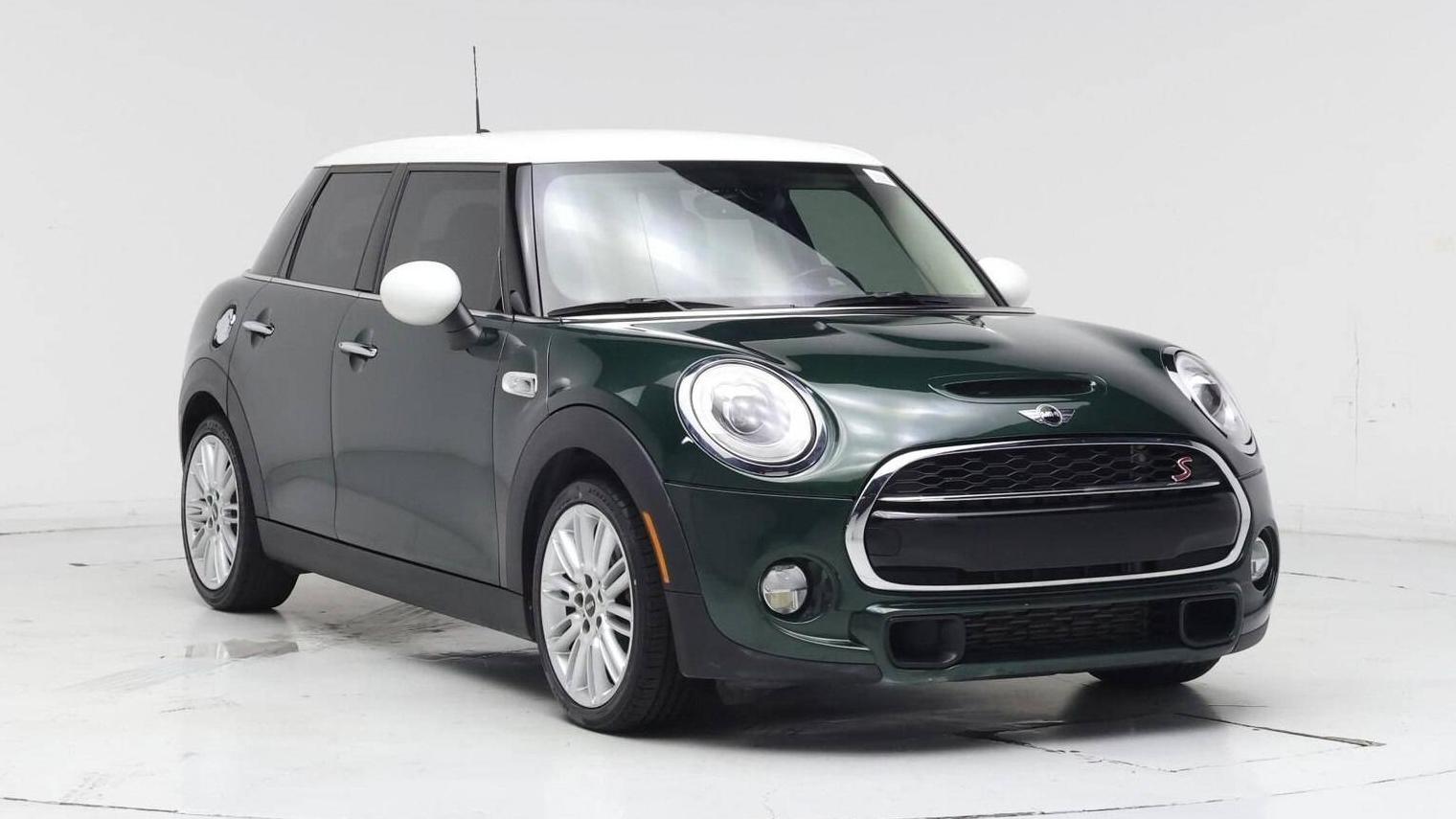 MINI HARDTOP 2018 WMWXU3C55J2F50215 image