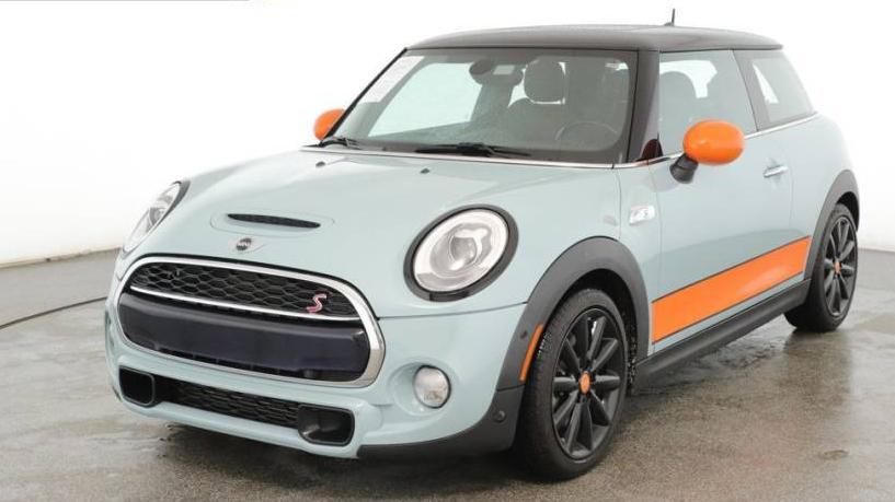 MINI HARDTOP 2018 WMWXP7C57J2C62033 image