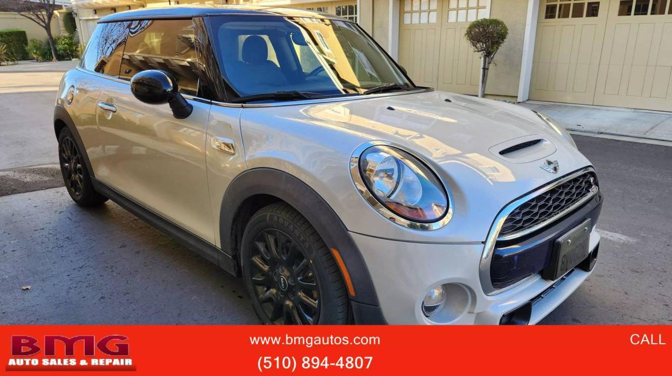 MINI HARDTOP 2018 WMWXP7C55J2A47900 image