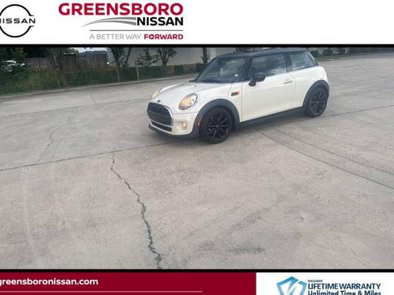 MINI HARDTOP 2018 WMWXP5C59J3D02045 image