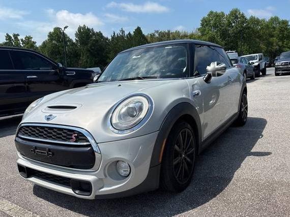 MINI HARDTOP 2018 WMWXP7C55J2A47041 image