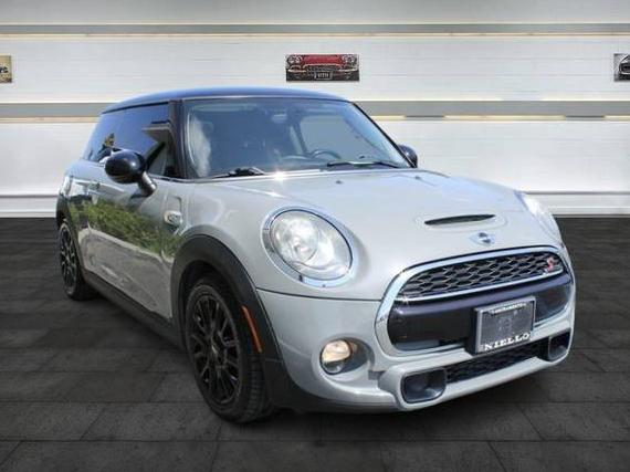 MINI HARDTOP 2018 WMWXP7C56J2A47176 image