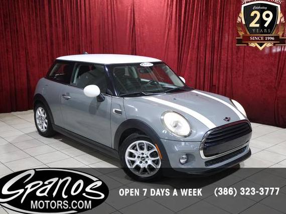 MINI HARDTOP 2018 WMWXP5C57J2G63327 image