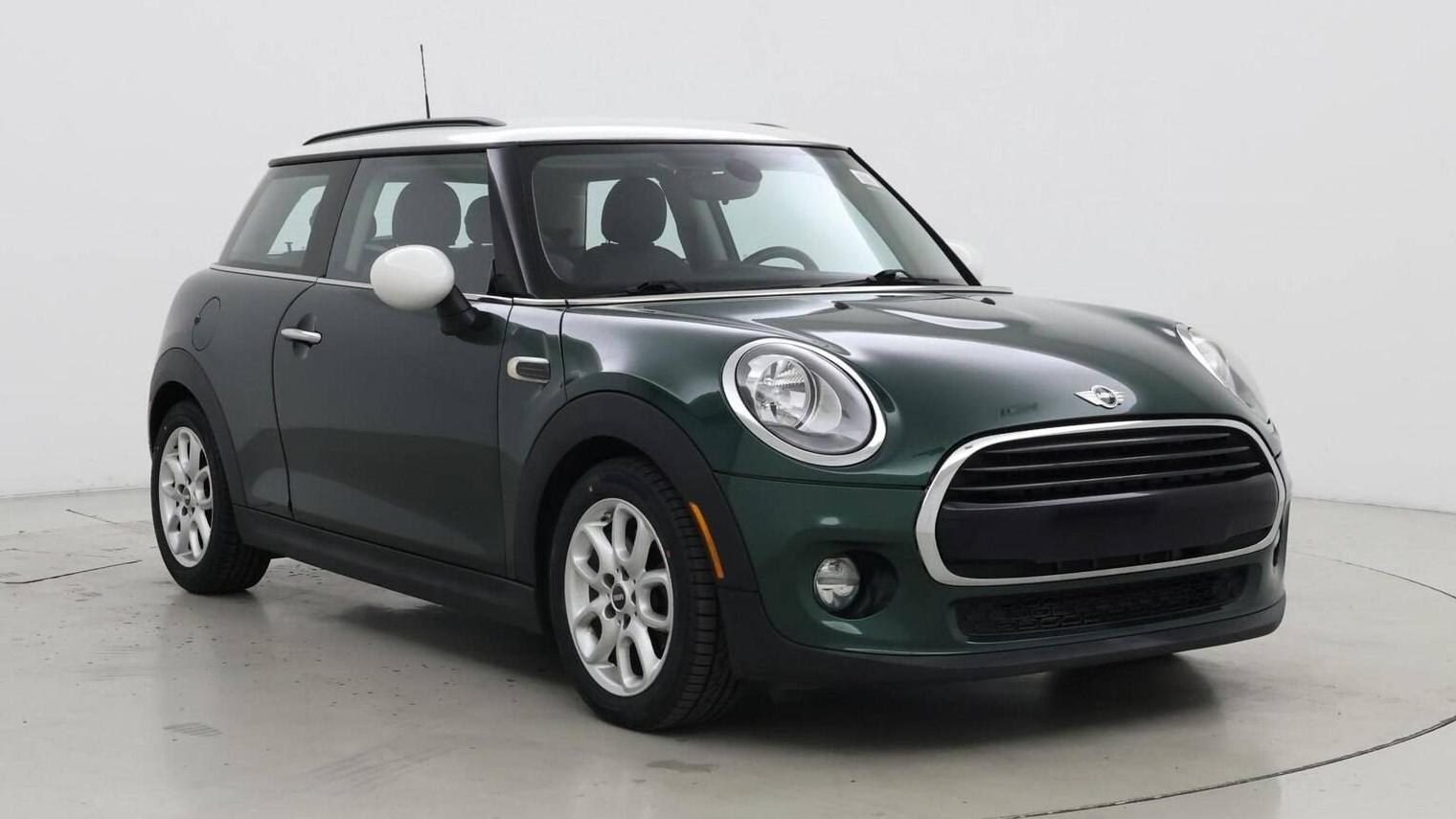 MINI HARDTOP 2018 WMWXP5C57J2G61481 image