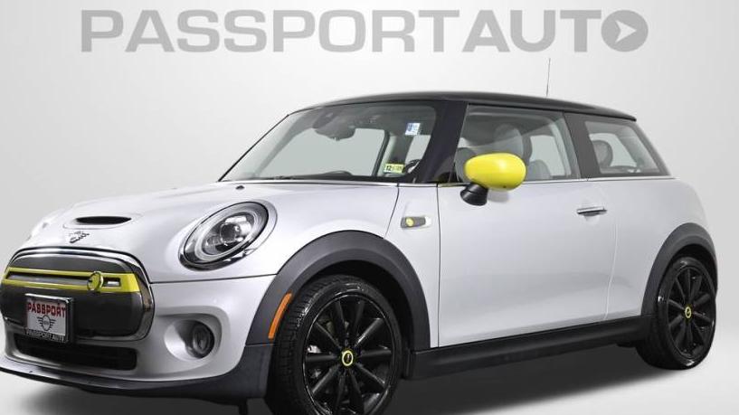 MINI HARDTOP 2021 WMWXP3C0XM2P38287 image