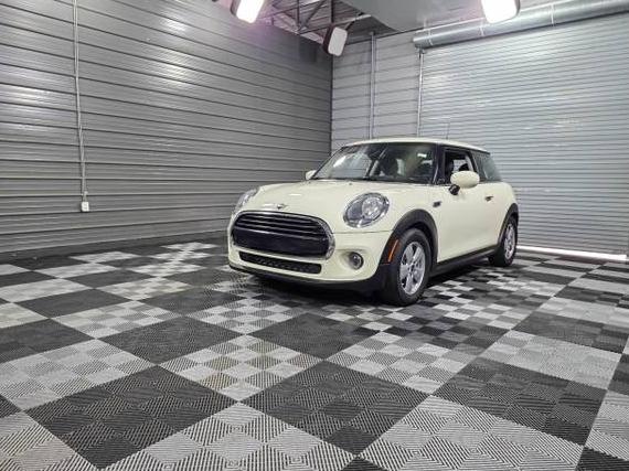 MINI HARDTOP 2021 WMWXR3C04M2N76098 image
