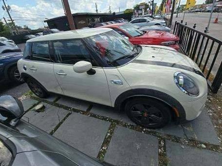MINI HARDTOP 2021 WMWXU9C02M2P08440 image
