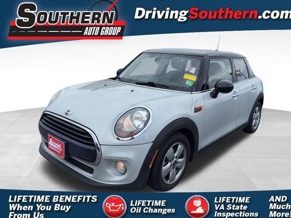 MINI HARDTOP 2017 WMWXU1C56H2E17624 image
