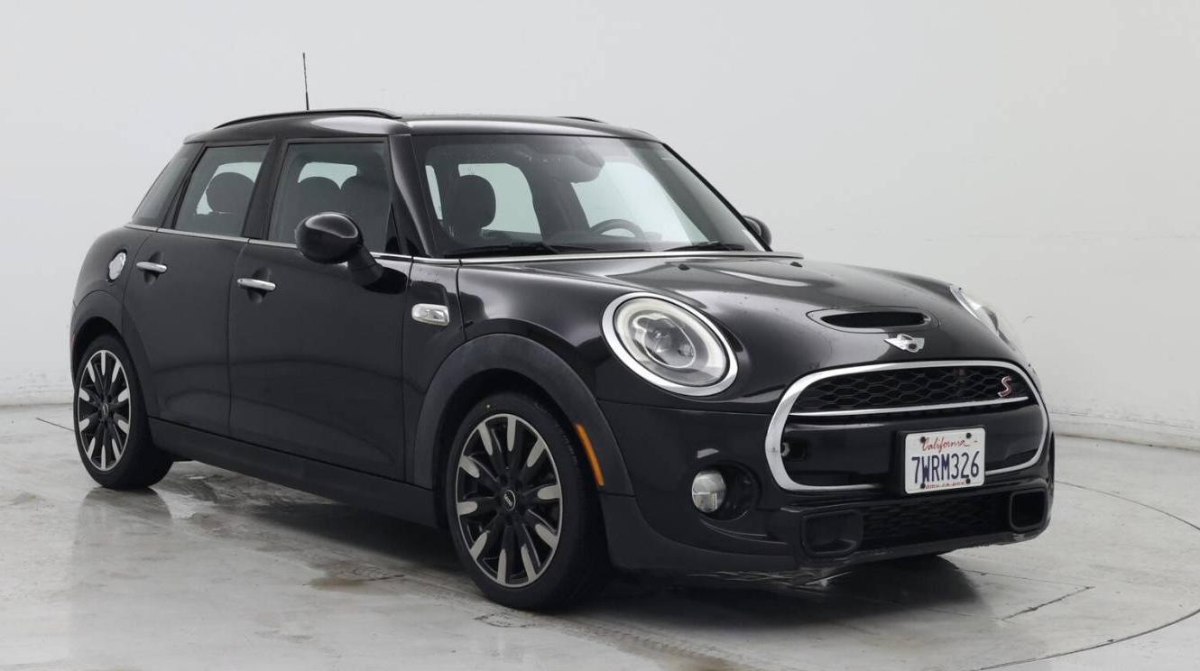 MINI HARDTOP 2017 WMWXU3C3XH2F48338 image