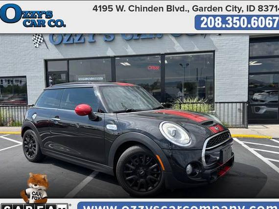 MINI HARDTOP 2017 WMWXP7C35H2C61715 image