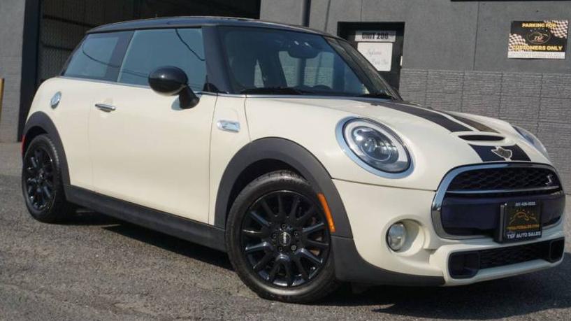 MINI HARDTOP 2017 WMWXP7C37H2A46174 image