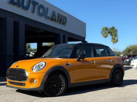 MINI HARDTOP 2017 WMWXU1C54H2E18433 image