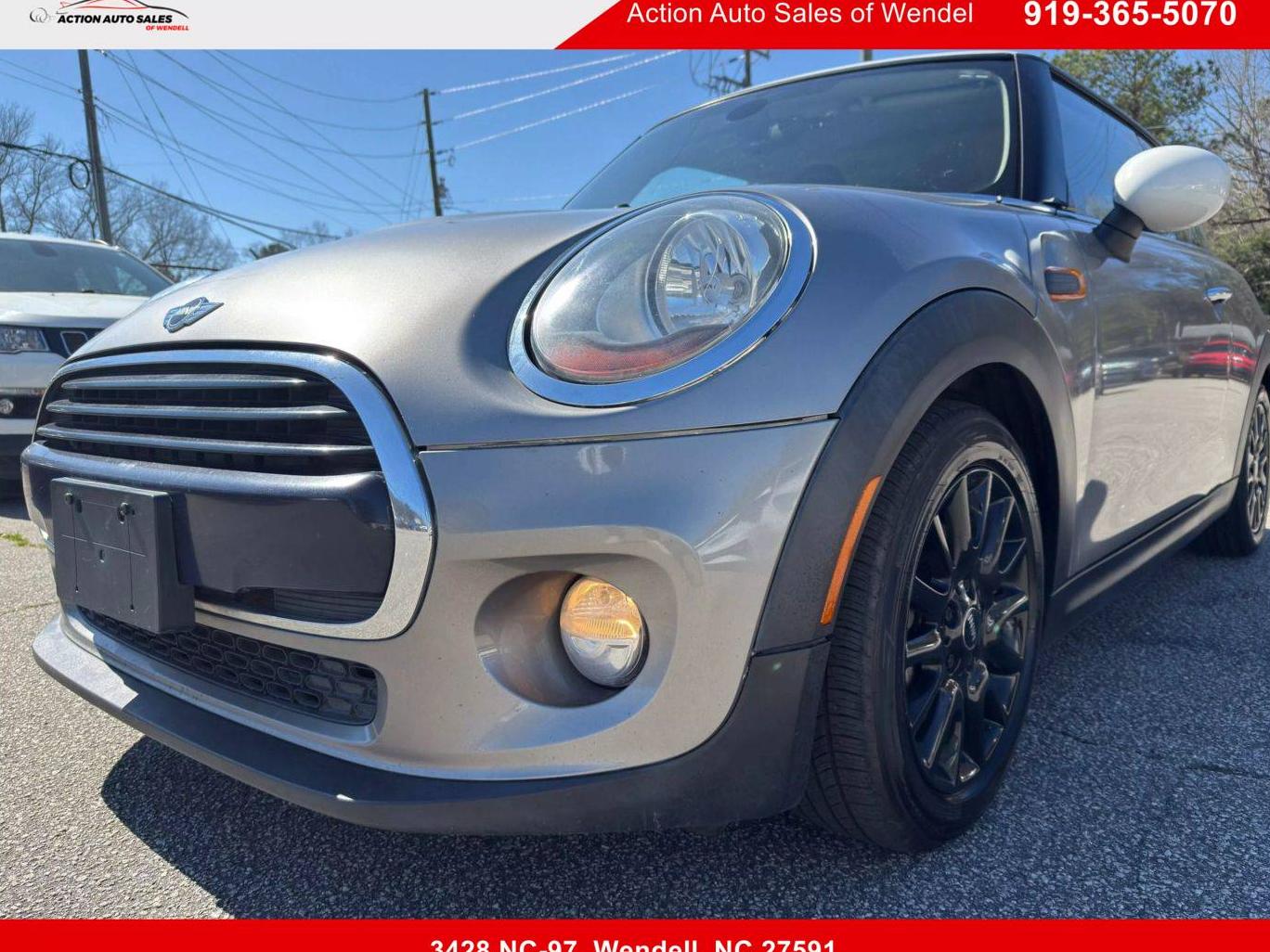 MINI HARDTOP 2017 WMWXP5C58H3B77971 image