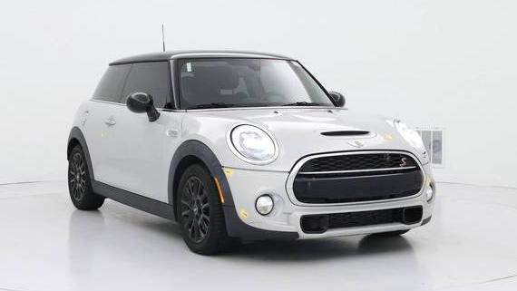 MINI HARDTOP 2017 WMWXP7C39H2A46743 image