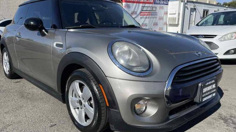 MINI HARDTOP 2017 WMWXP5C58H2D16423 image