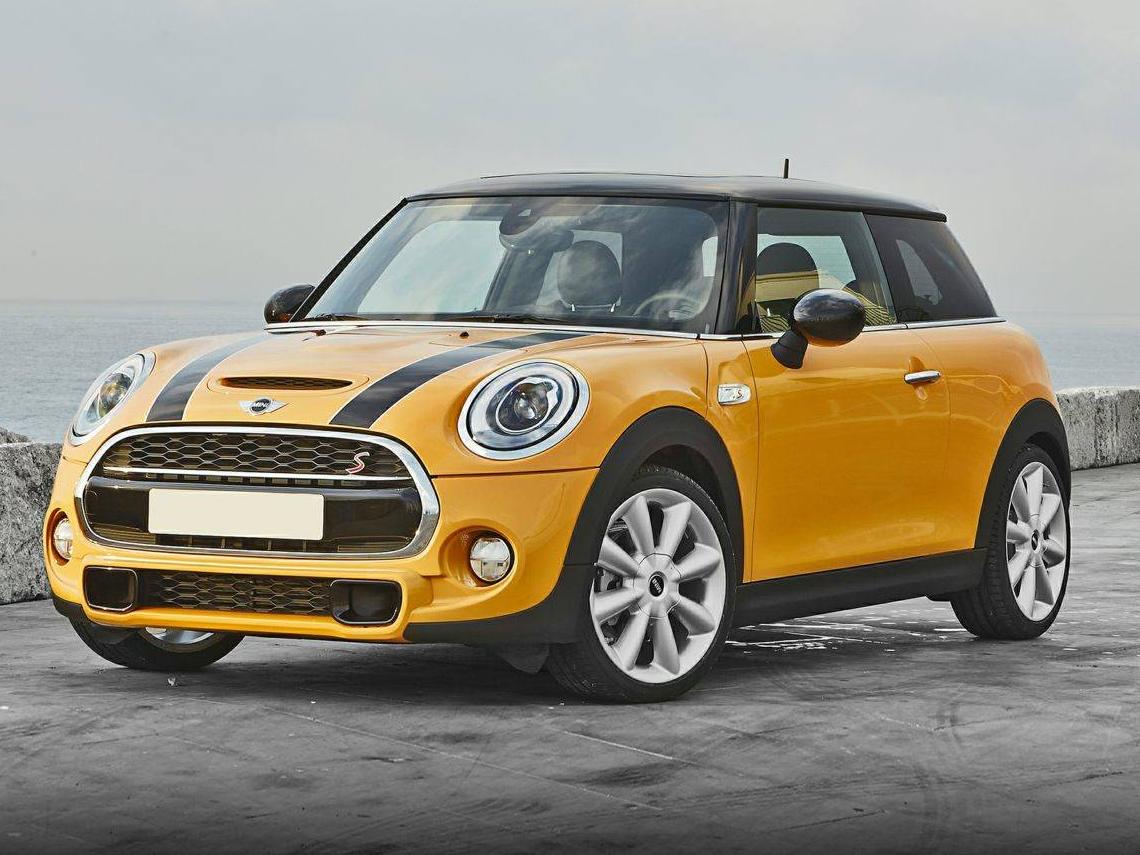 MINI HARDTOP 2017 WMWXP7C52H2A45113 image