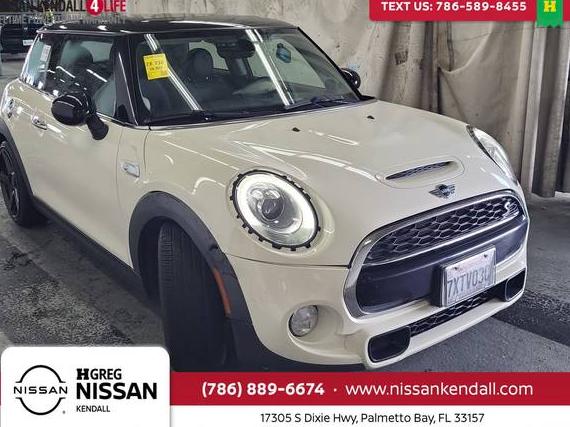 MINI HARDTOP 2017 WMWXP7C37H2A45798 image