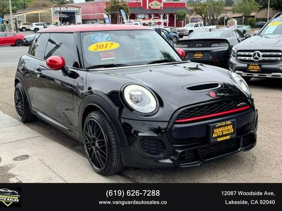 MINI HARDTOP 2017 WMWXM9C52HT997265 image