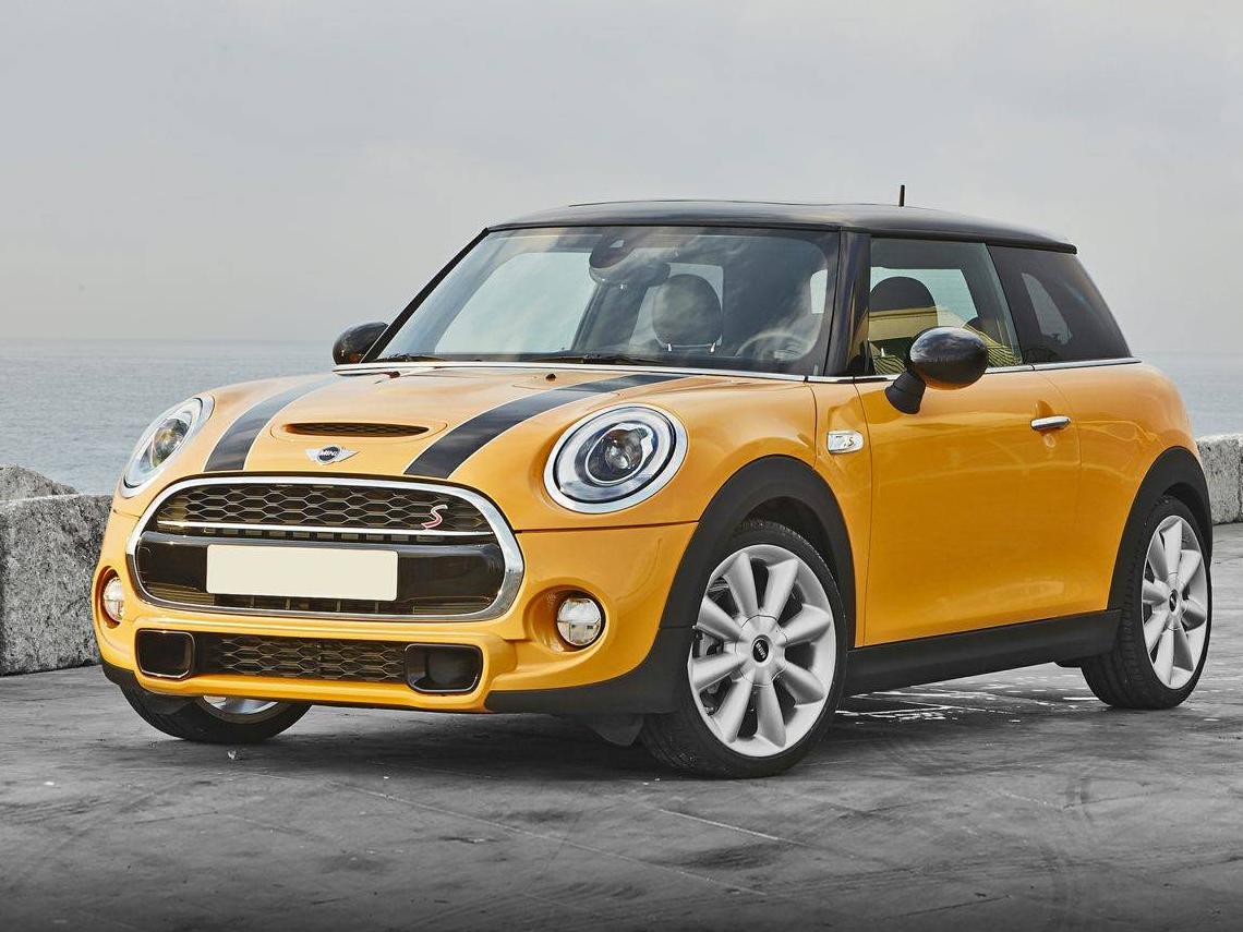 MINI HARDTOP 2017 WMWXP7C32H2A46258 image