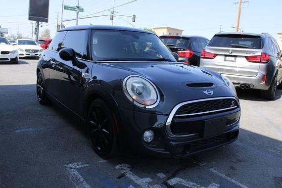 MINI HARDTOP 2017 WMWXP7C30H2A45951 image