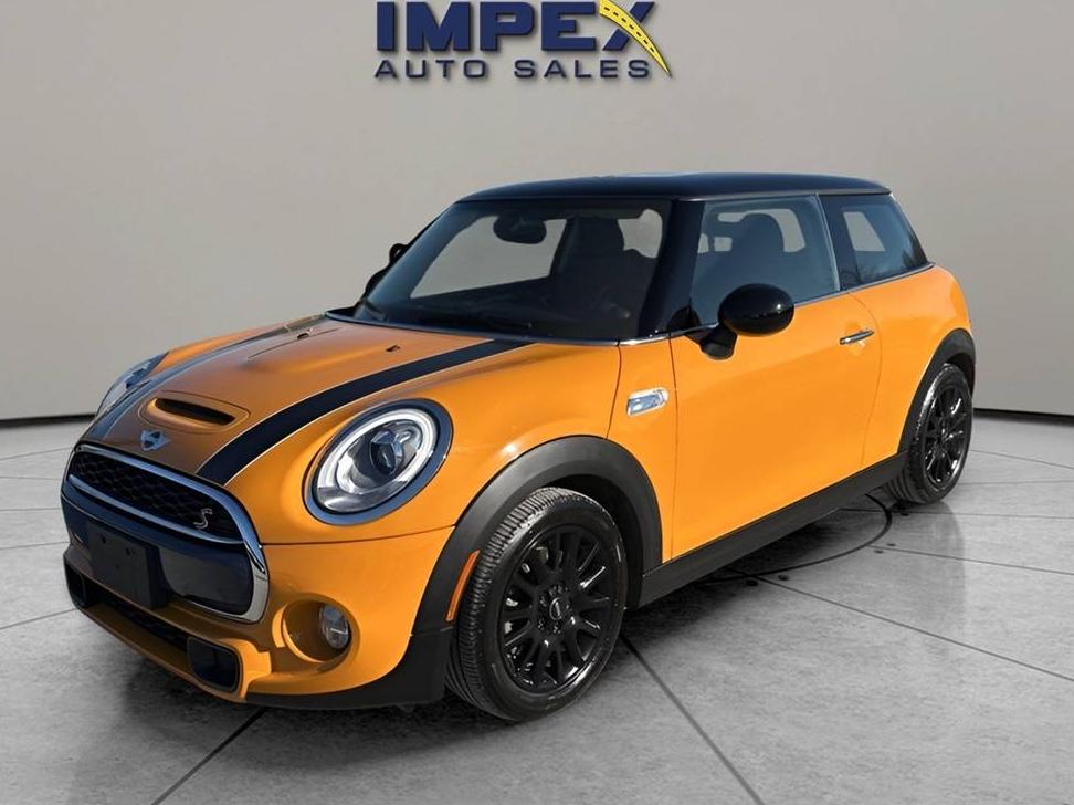 MINI HARDTOP 2017 WMWXP7C51H2A44826 image