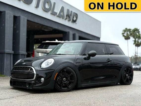 MINI HARDTOP 2017 WMWXP7C37H3B94643 image