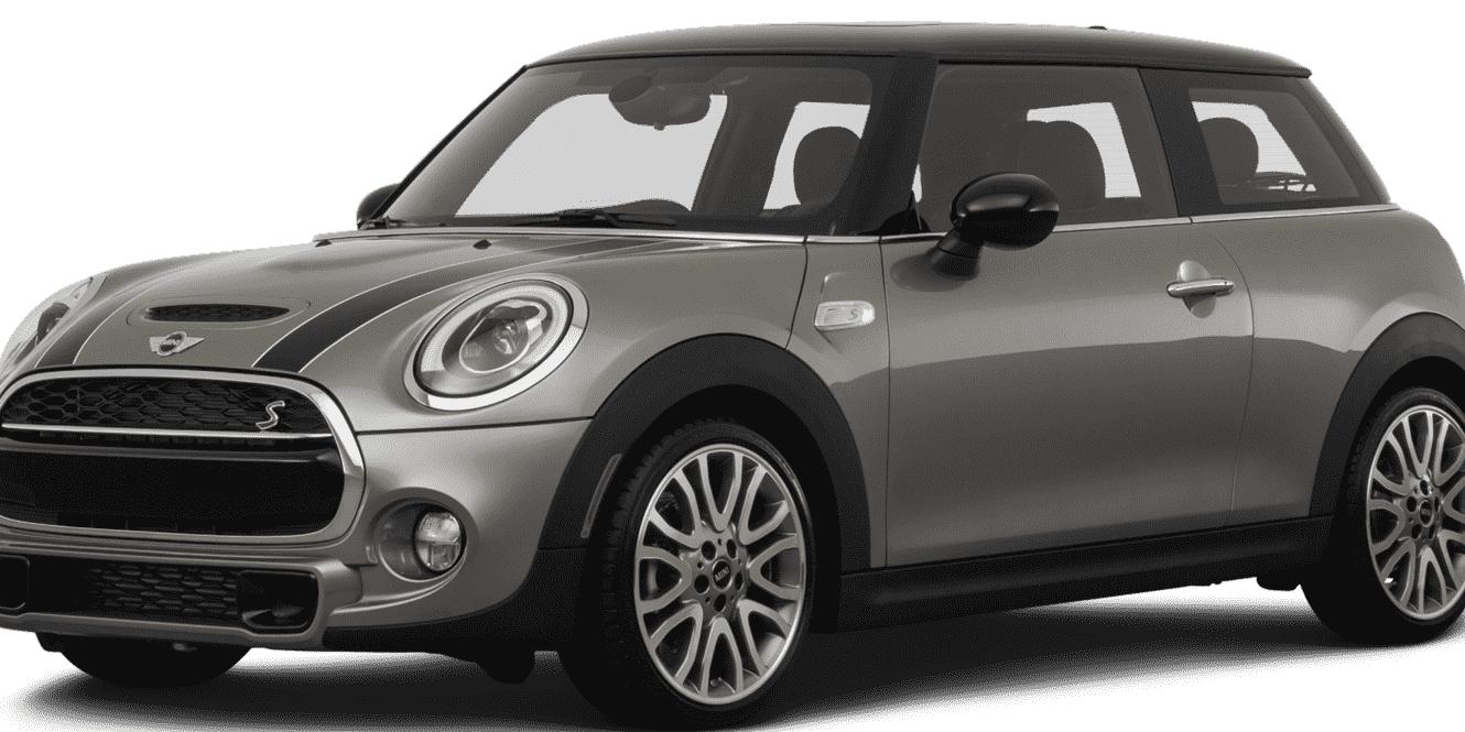 MINI HARDTOP 2017 WMWXP7C38H3B94635 image