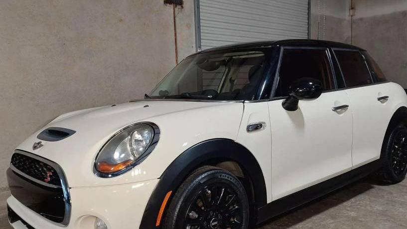 MINI HARDTOP 2017 WMWXU3C50H2B63940 image