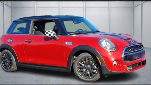 MINI HARDTOP 2017 WMWXP7C31H2A45585 image