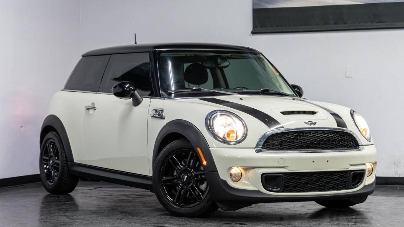 MINI HARDTOP 2012 WMWSV3C53CT385220 image