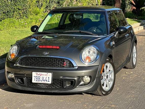 MINI HARDTOP 2012 WMWSV3C52CTY18199 image MINI HARDTOP 2012 WMWSV3C52CTY18199 image