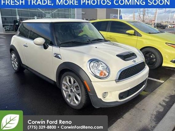 MINI HARDTOP 2012 WMWSV3C51CTY29677 image MINI HARDTOP 2012 WMWSV3C51CTY29677 image