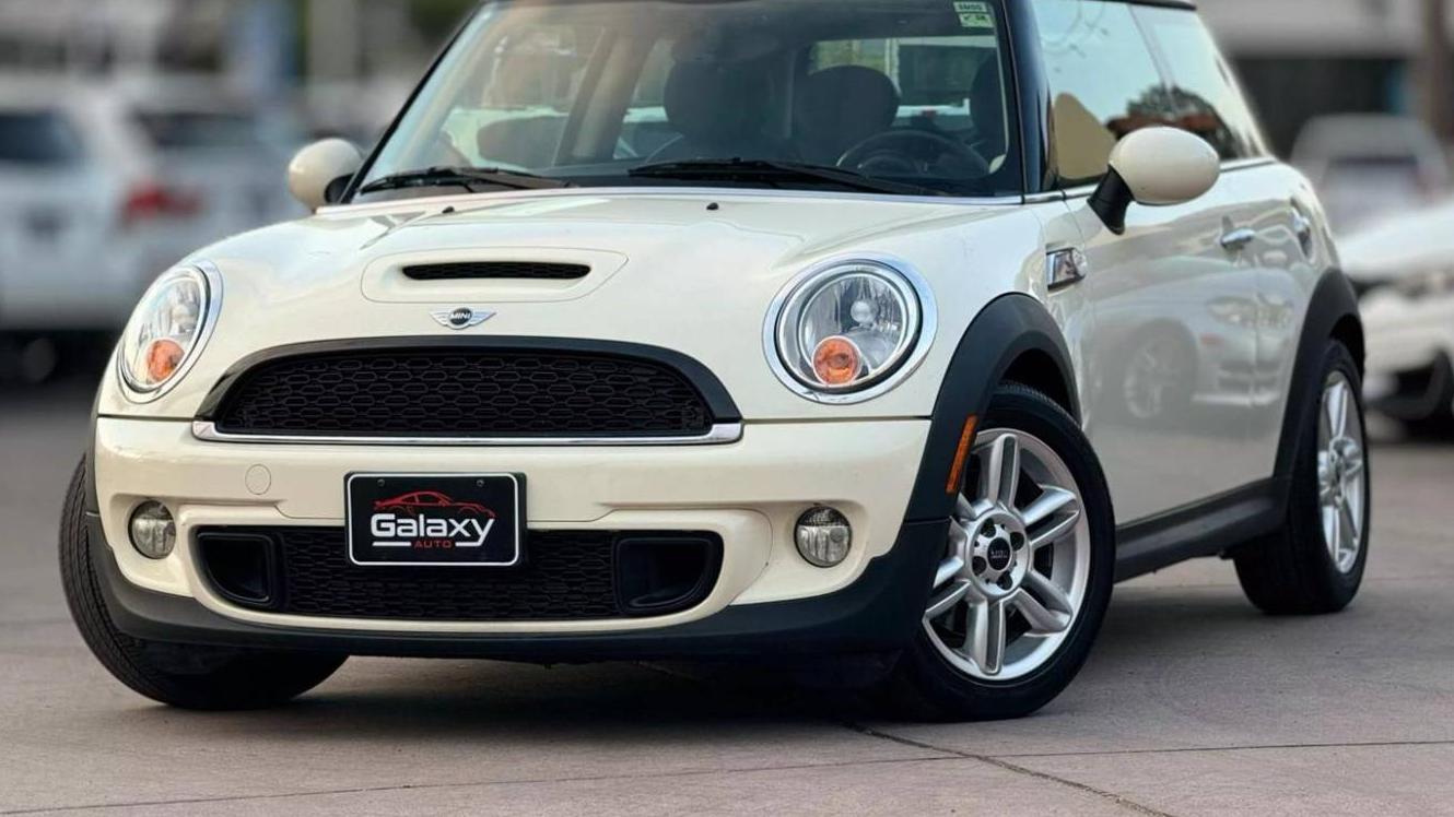 MINI HARDTOP 2012 WMWSV3C55CTY17645 image