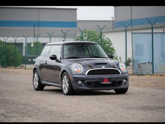 MINI HARDTOP 2012 WMWSV3C58CTY17543 image