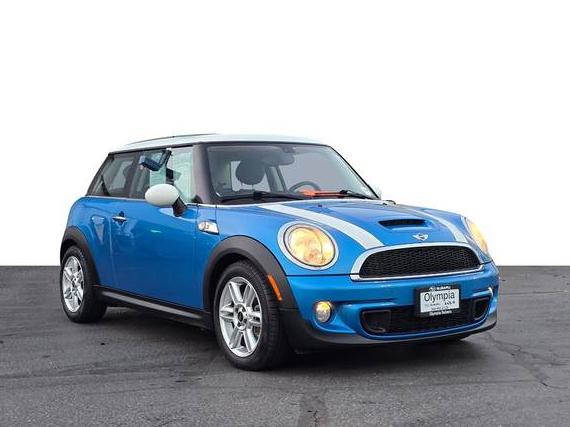 MINI HARDTOP 2012 WMWSV3C50CTY17553 image MINI HARDTOP 2012 WMWSV3C50CTY17553 image