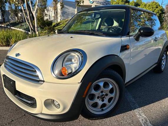 MINI HARDTOP 2012 WMWSU3C53CT541095 image MINI HARDTOP 2012 WMWSU3C53CT541095 image