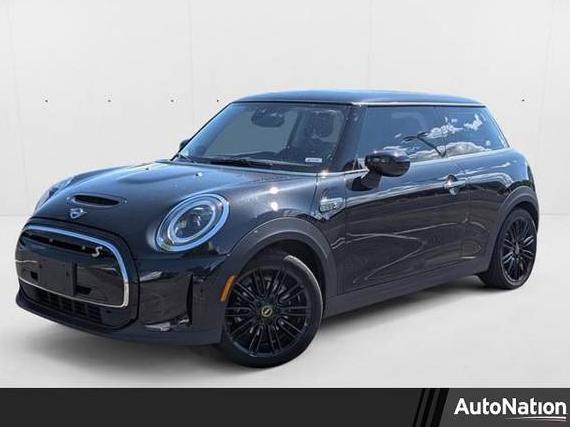 MINI HARDTOP 2024 WMW13DJ00R2V84710 image