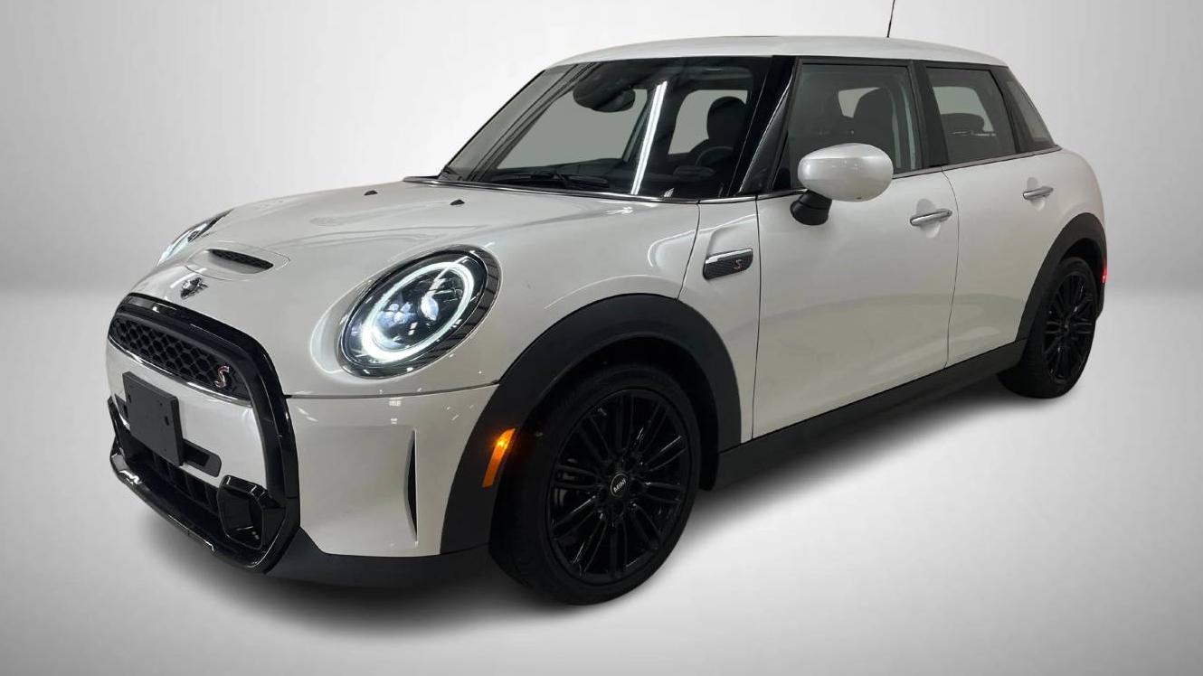 MINI HARDTOP 2024 WMW53DK07R2V08031 image