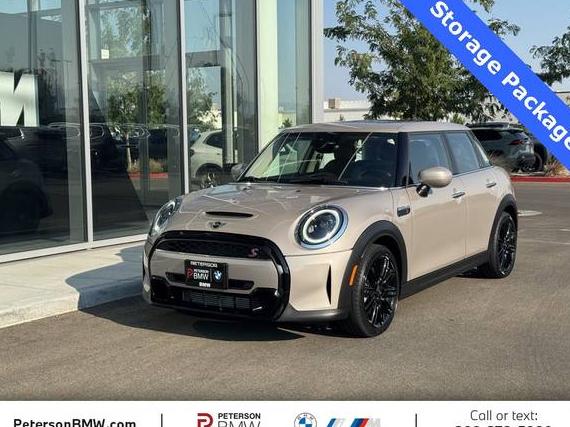 MINI HARDTOP 2024 WMW53DK08R2V10192 image