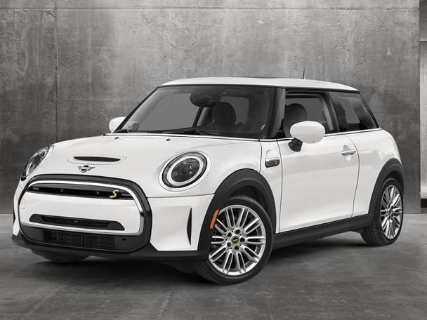 MINI HARDTOP 2024 WMW13DJ08R2V03923 image